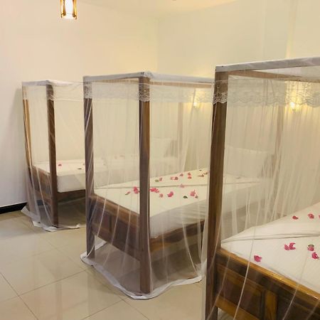 Chithru Bay Rooms & Hostel Arugam Bay Dış mekan fotoğraf