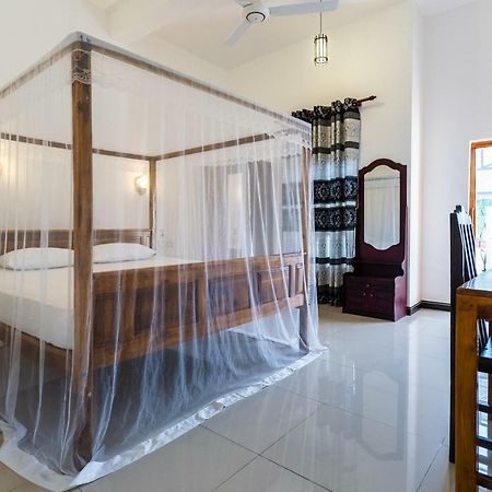 Chithru Bay Rooms & Hostel Arugam Bay Dış mekan fotoğraf