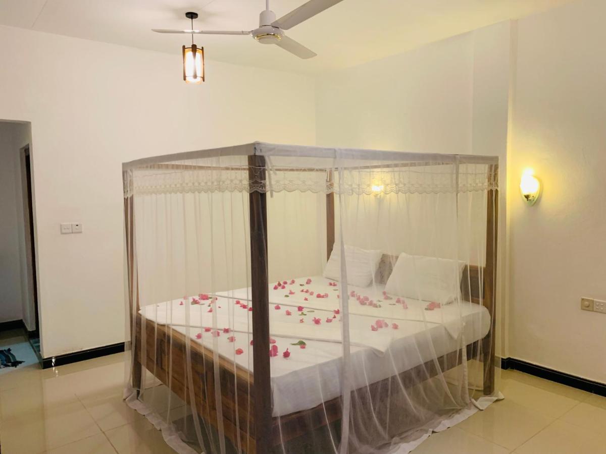 Chithru Bay Rooms & Hostel Arugam Bay Dış mekan fotoğraf