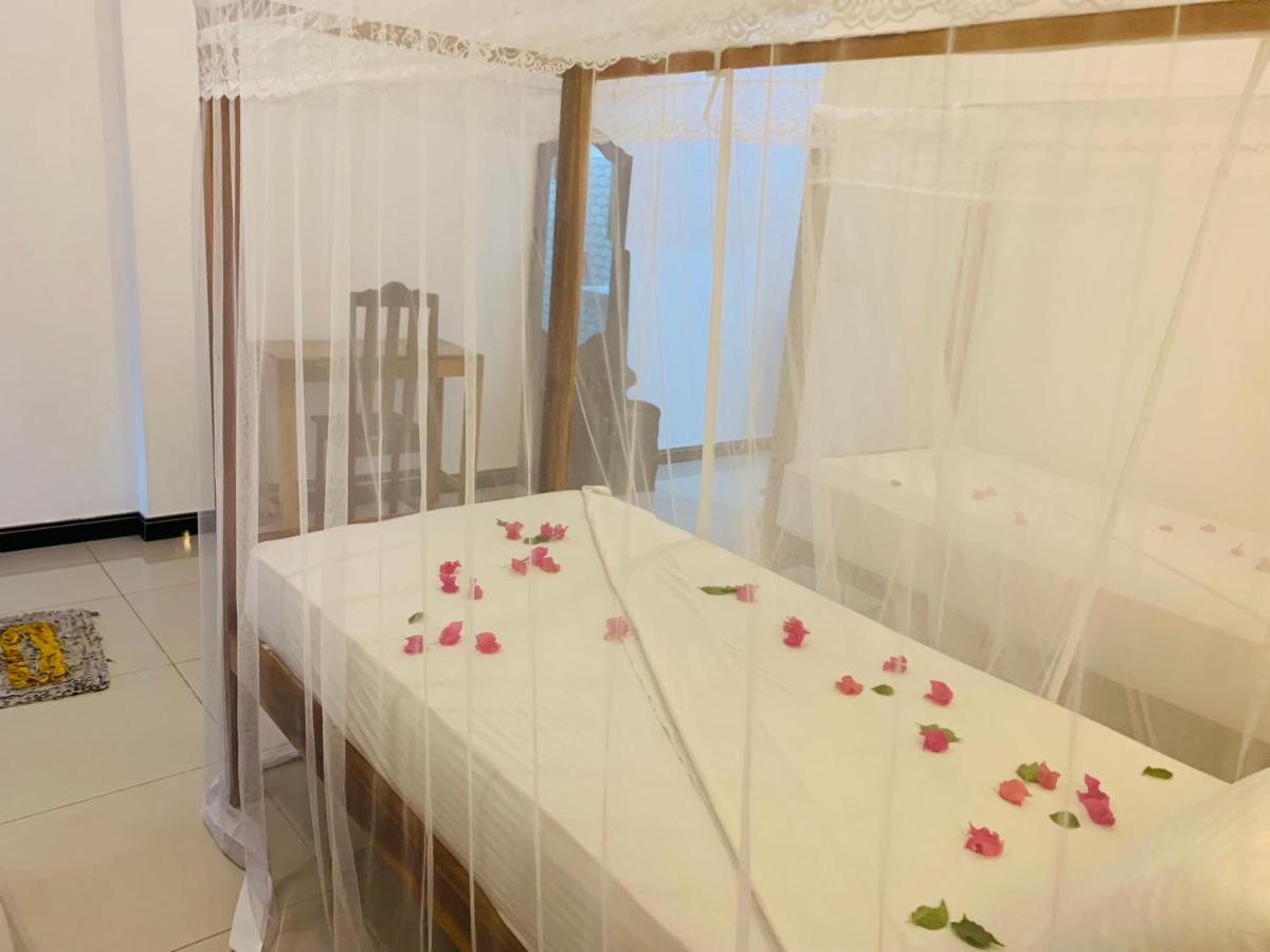 Chithru Bay Rooms & Hostel Arugam Bay Dış mekan fotoğraf