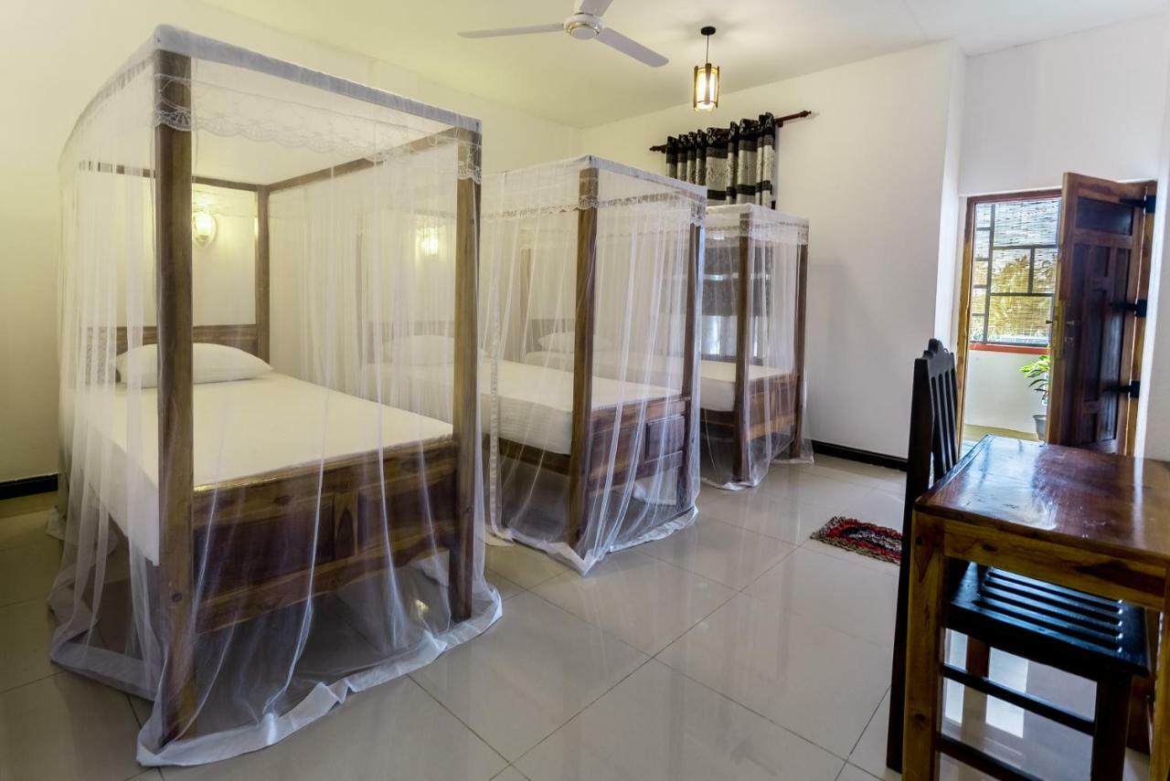 Chithru Bay Rooms & Hostel Arugam Bay Dış mekan fotoğraf