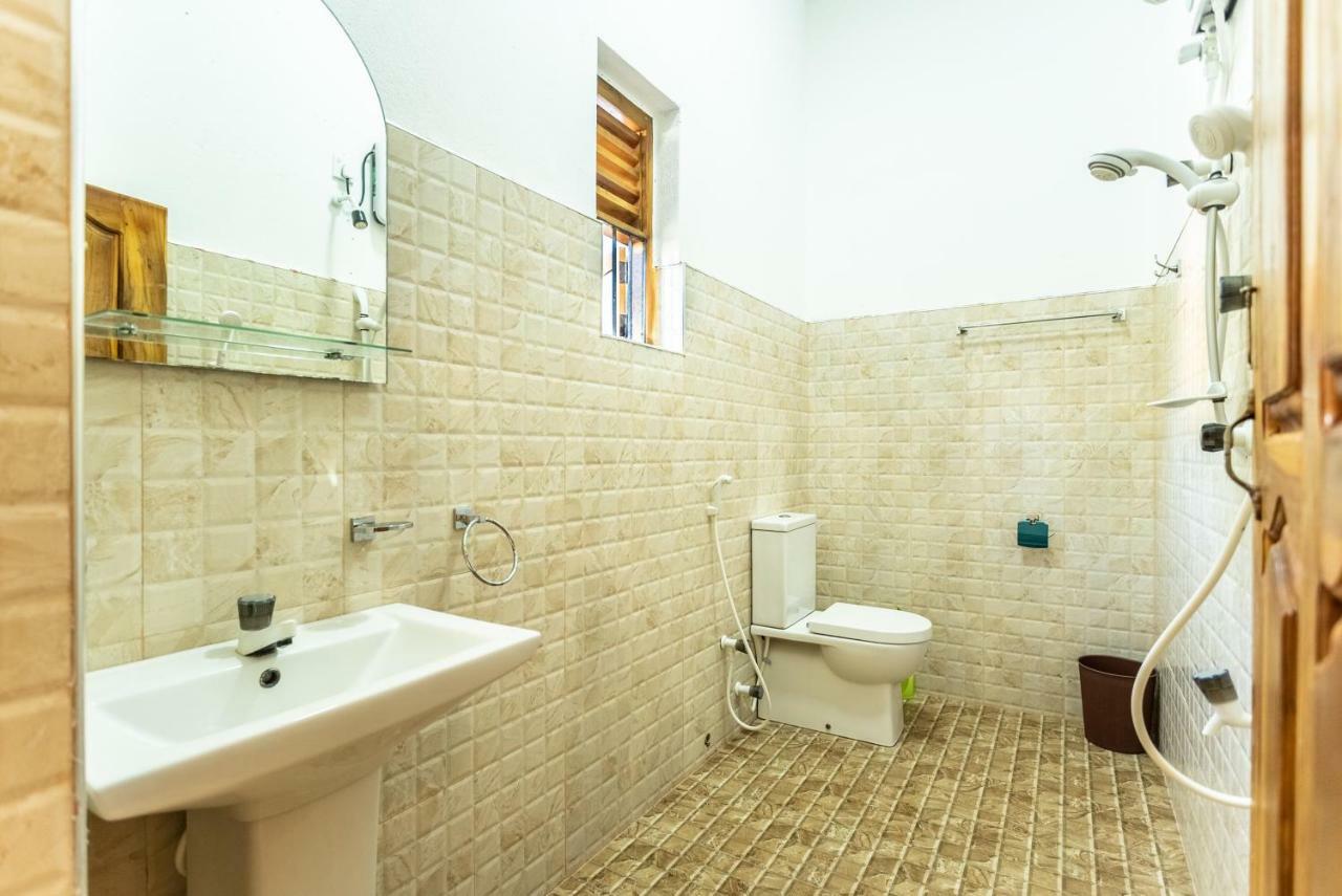 Chithru Bay Rooms & Hostel Arugam Bay Dış mekan fotoğraf